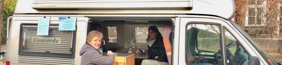 Verhalen delen vanuit de ‘Adventura camper’ of via Zoom